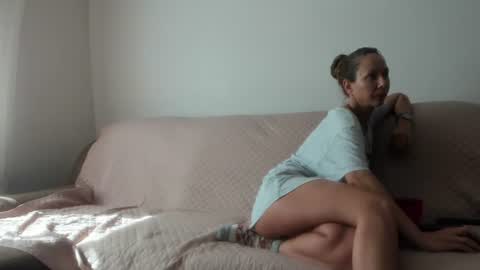 Snapshot of issabelle_69 chatting on 7, 7, 2026 Issabelle online show from 7, 7, 2026