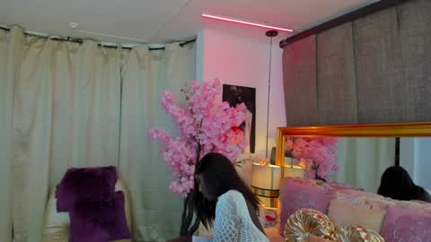 Snapshot of isseymz chatting on 24, 12, 2024 Iseey online show from 24, 12, 2024