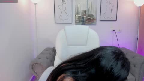 issi_loren online show from 16, 10, 2025