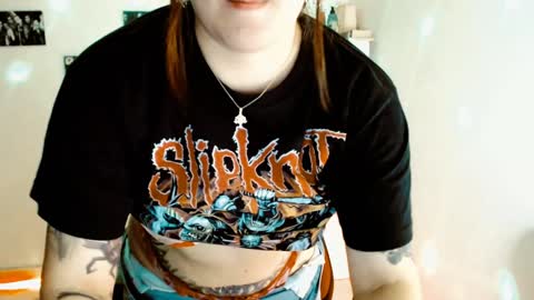 Yiz online show from 7, 12, 2024