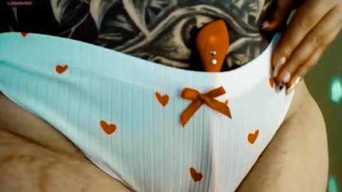 Yiz online show from 16, 2, 2025