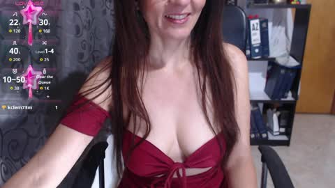 Issy online show from 2, 4, 2026