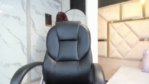 Snapshot of issysleblanc chatting on 17, 1, 2026 Issys online show from 17, 1, 2026