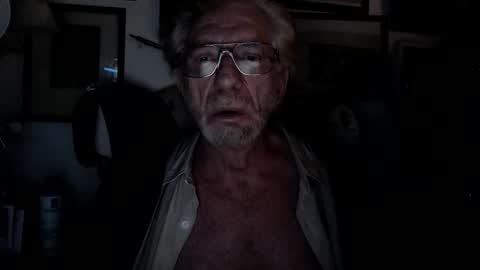 ImYourBitch online show from 11, 5, 2026