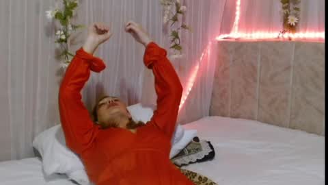 Itala Gomez online show from 26, 2, 2025