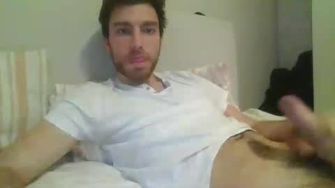 italian_boy_22 online show from 19, 12, 2024