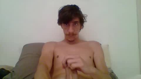 italianboy2894 online show from 15, 10, 2025