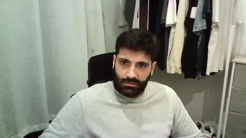 italianboybcn online show from 9, 10, 2025