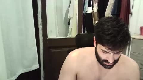 italianboybcn online show from 2, 11, 2025