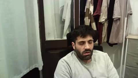 italianboybcn online show from 10, 11, 2025