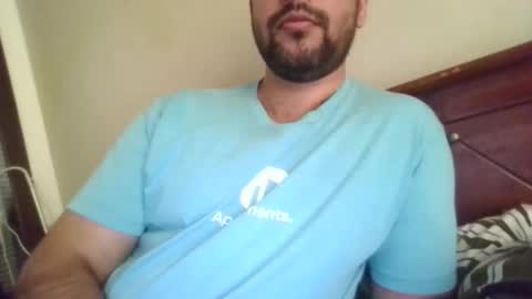 Snapshot of its_me_2323 chatting on 20, 12, 2025 its_me_2323 online show from 20, 12, 2025