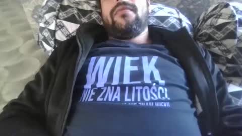 its_me_2323 online show from 6, 4, 2026