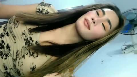 Snapshot of its_me_vanesa chatting on 6, 2, 2026 its_me_vanesa online show from 6, 2, 2026