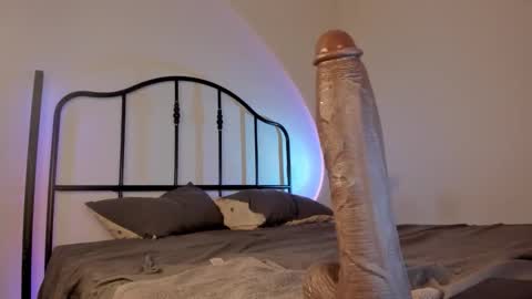 Snapshot of itsbellax chatting on 19, 11, 2025 Isabella online show from 19, 11, 2025