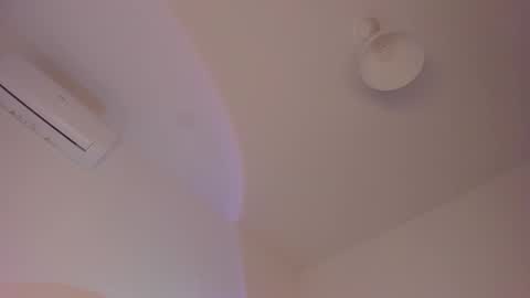 Snapshot of itsbellax chatting on 2, 12, 2025 Isabella online show from 2, 12, 2025