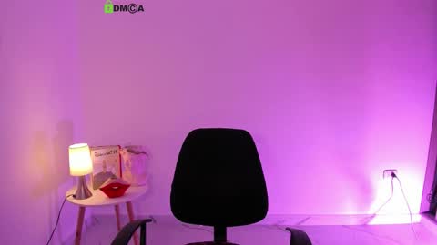 Snapshot of itscamill chatting on 20, 12, 2025 camill online show from 20, 12, 2025