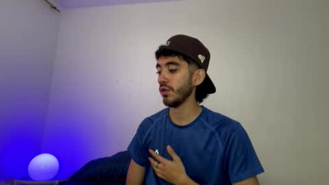 Snapshot of itsmartin_ chatting on 28, 2, 2026 itsmartin_ online show from 28, 2, 2026