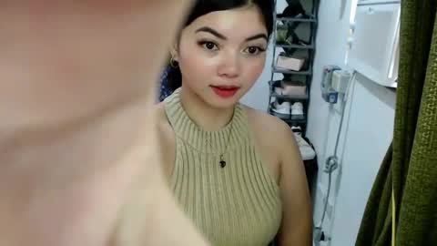 Snapshot of itsme_jo chatting on 28, 5, 2026 itsme_jo online show from 28, 5, 2026