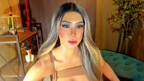 Snapshot of itsme_pearl69 chatting on 28, 6, 2026 ms pearl online show from 28, 6, 2026
