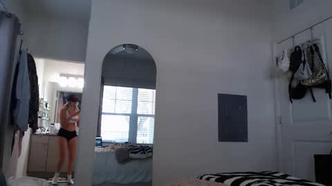 Alexis Rae online show from 25, 11, 2025