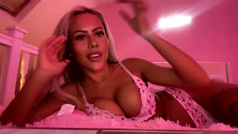 Lola online show from 31, 1, 2025