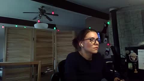 ItsMeSophie X online show from 19, 11, 2025