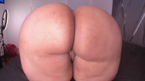 Snapshot of itsmoon_swt_ chatting on 30, 4, 2026 Moon online show from 30, 4, 2026