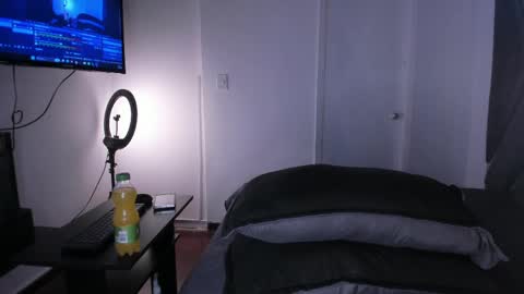 Snapshot of itsmoon_swt_ chatting on 4, 5, 2026 Moon online show from 4, 5, 2026