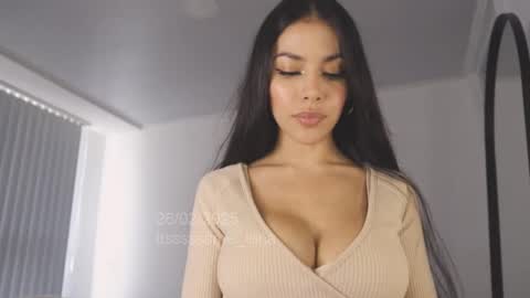 itsssssssme_lana online show from 26, 2, 2025