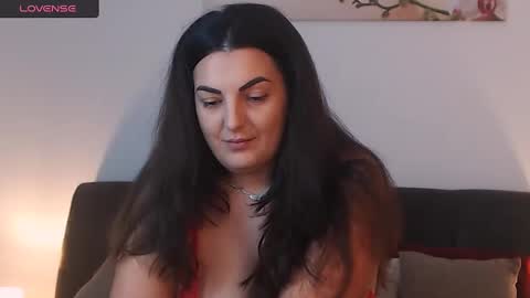 Melissa Khaan online show from 11, 12, 2024