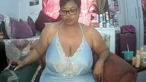 Snapshot of itumeleng74 chatting on 14, 1, 2025 itumeleng74 online show from 14, 1, 2025