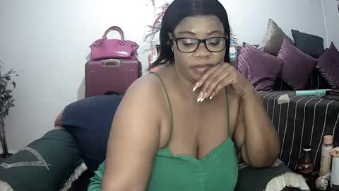 Snapshot of itumeleng74 chatting on 5, 2, 2025 itumeleng74 online show from 5, 2, 2025