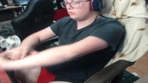 Snapshot of itzsynch chatting on 2, 12, 2024 itzsynch online show from 2, 12, 2024