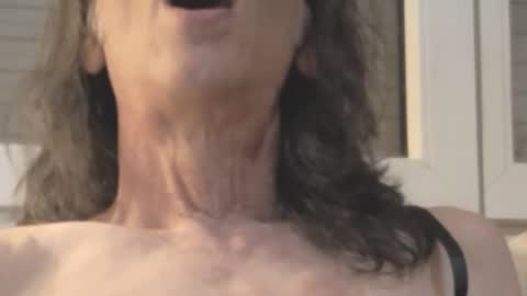 Iuuuf2 or Samel online show from 23, 4, 2026