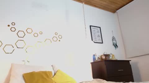 Snapshot of ivana_rose chatting on 22, 9, 2025 Adris online show from 22, 9, 2025