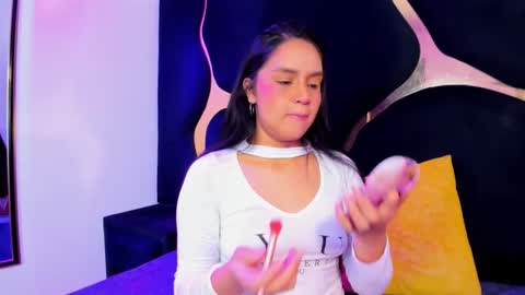 ivannaa18 online show from 9, 10, 2025