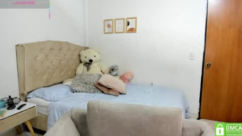 Snapshot of ivet_cute1 chatting on 28, 6, 2026 ivet online show from 28, 6, 2026