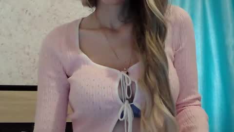 Snapshot of ivetta911 chatting on 15, 10, 2025 ivetta911 online show from 15, 10, 2025