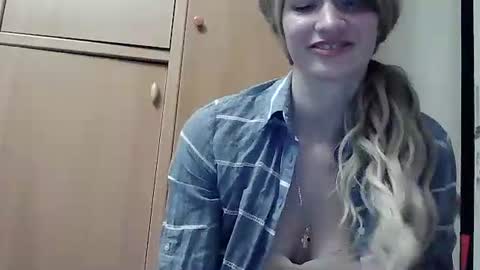 Snapshot of ivetta911 chatting on 12, 11, 2025 ivetta911 online show from 12, 11, 2025