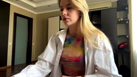 Scarlett online show from 8, 6, 2026