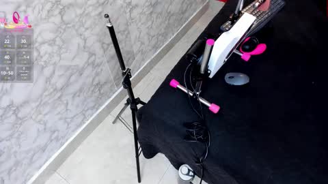 Ivis  online show from 10, 11, 2025