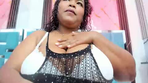 Snapshot of ivonne_brownn chatting on 27, 2, 2026 Ivonny online show from 27, 2, 2026