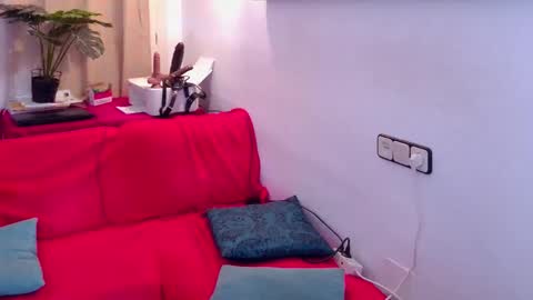 ivonneanddom online show from 5, 6, 2026