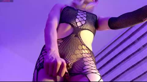 Ivonny online show from 20, 11, 2025