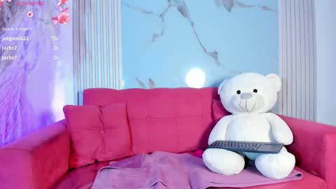 ivonymiller online show from 4, 11, 2025