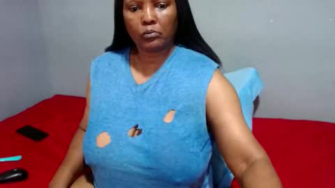 IVORYTITS48 online show from 26, 1, 2025