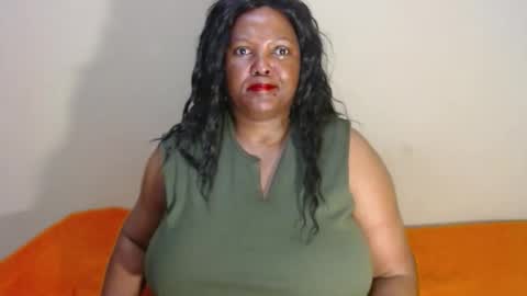 Snapshot of ivorytits48 chatting on 23, 4, 2026 IVORYTITS48 online show from 23, 4, 2026