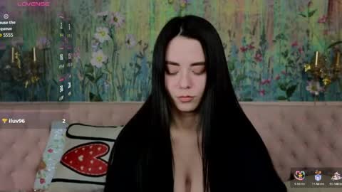 ivorywood_ online show from 19, 4, 2026