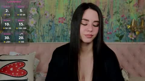 ivorywood_ online show from 21, 4, 2026