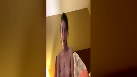 ivy_rose90 online show from 3, 6, 2026